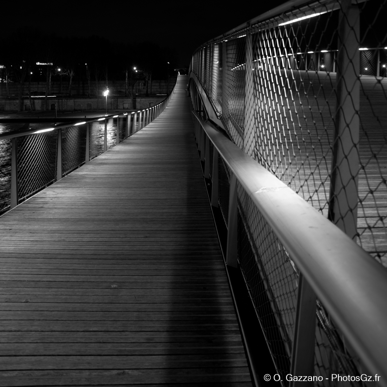 Passerelle Simone de Beauvoir